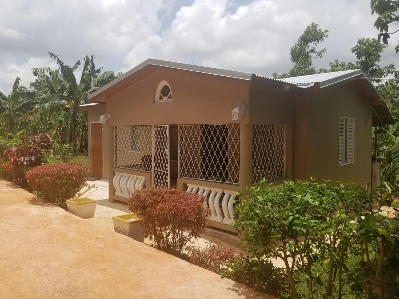Cliffe Ranch Villa Mandeville Bagian luar foto